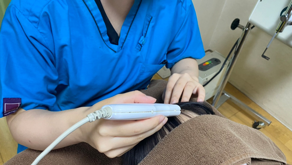 高圧マイクロジェット噴流で毛穴まわりを整える